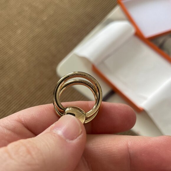 Hermes Horsebit Gold Scarf Ring - Picture 6 of 7